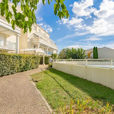 Holiday home Les Hautes Folies-7 By Interhome *